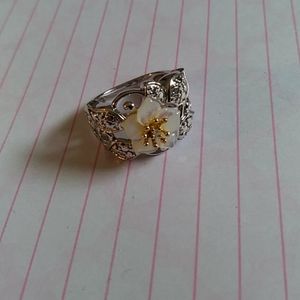 Sz6 Sterling silver flower ring